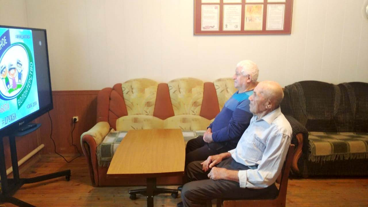 Серебряный волонтер